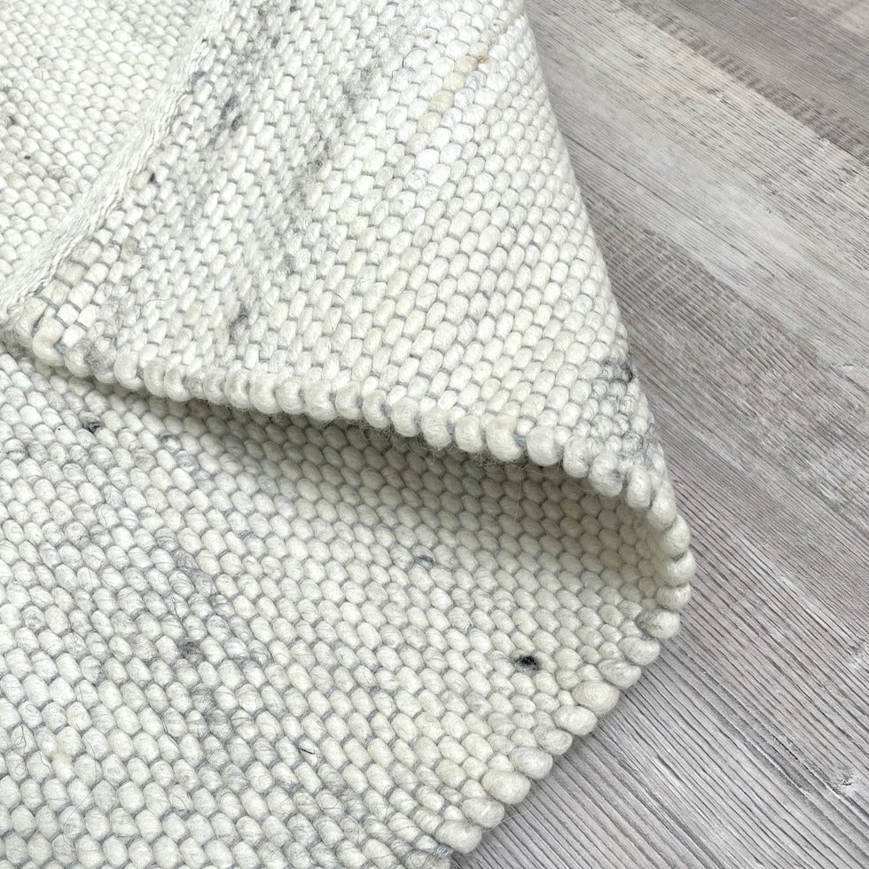 White Cloud Wool Rug – Oh Happy Home